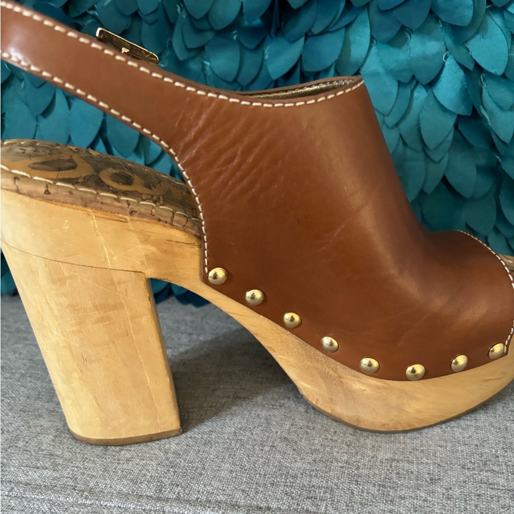 Like New Sam Edelman Brown Studded Platform Clog Sandals Size 8.5 - Picture 2 of 8